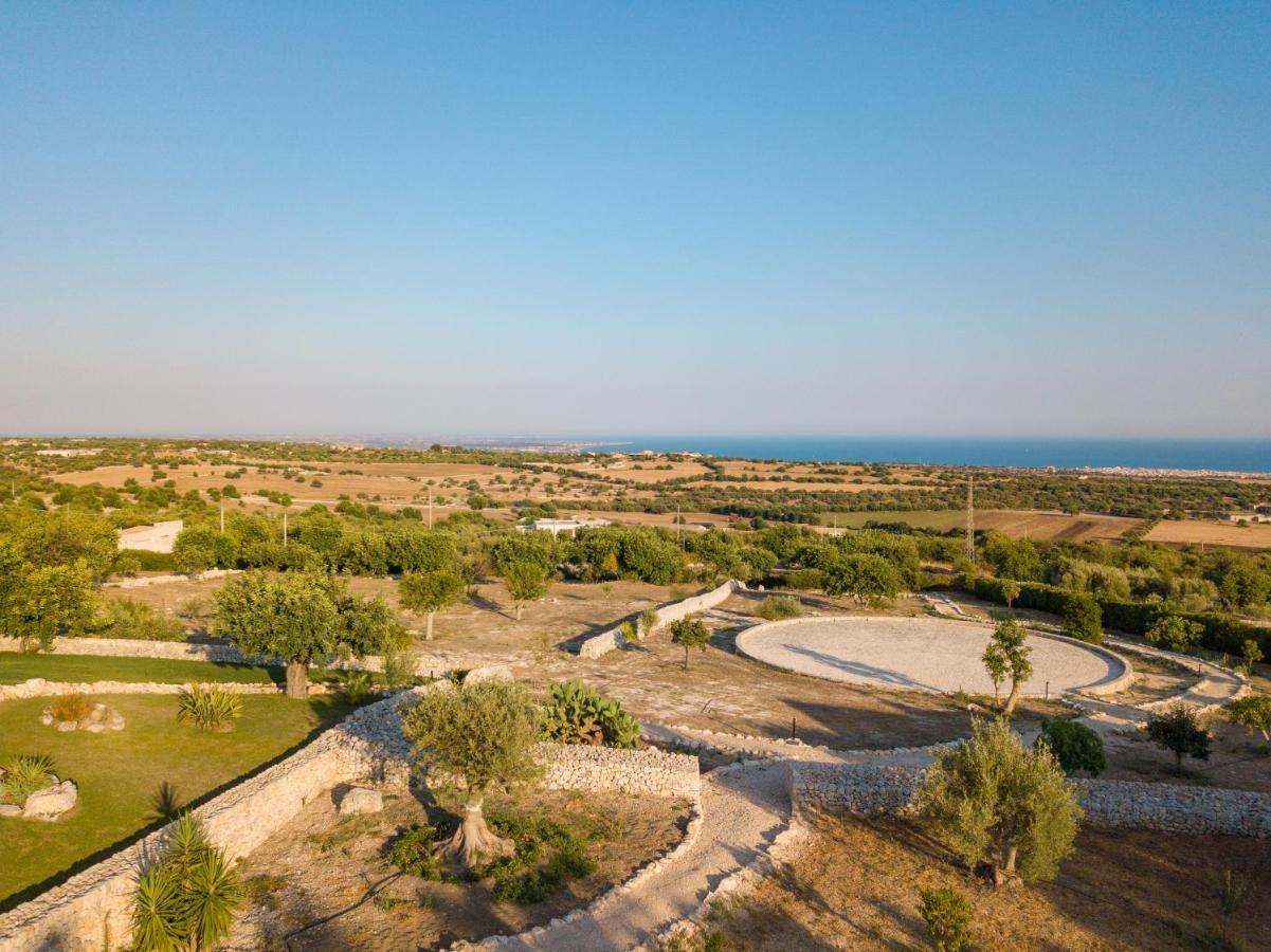Baglio Cella - Appartamenti Per Vacanze Модіка Екстер'єр фото
